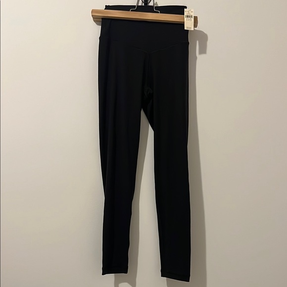 Aerie 10 item bundle, tags on - Picture 5 of 11